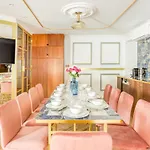 Luxury 4 bedrooms 3 bathrooms apartment - Louvre