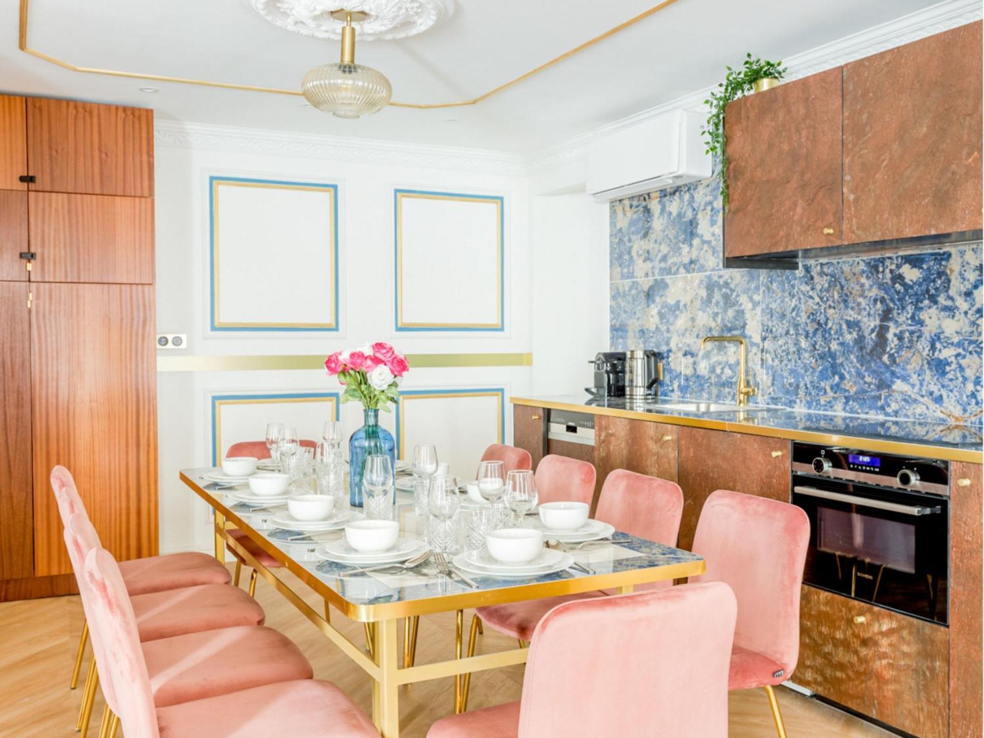 Luxury 4 Bedrooms 3 Bathrooms - Louvre * Parijs