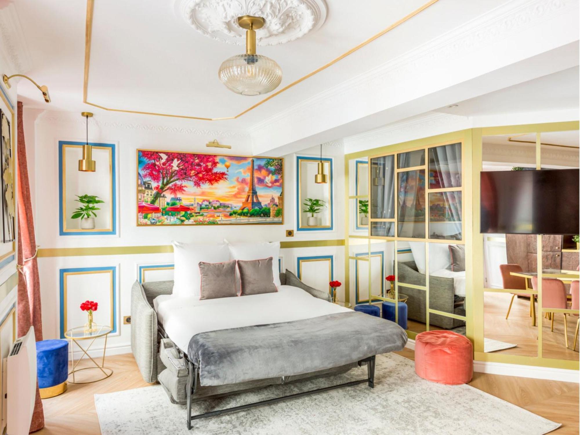 Luxury 4 Bedrooms 3 Bathrooms - Louvre
