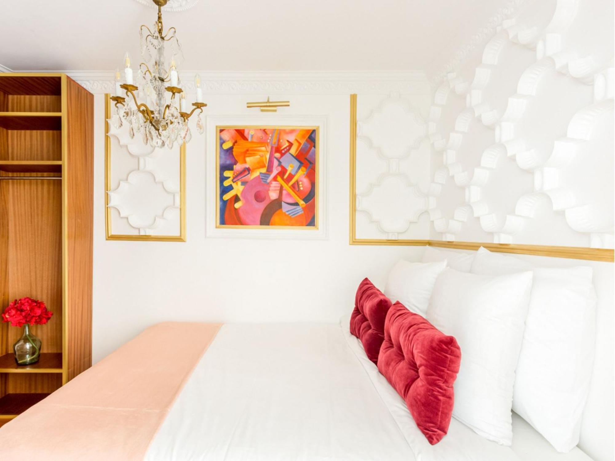 Luxury 4 Bedrooms 3 Bathrooms - Louvre Appartement